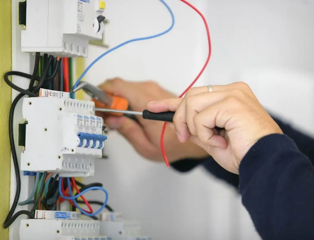travaux électriques à Toulouse